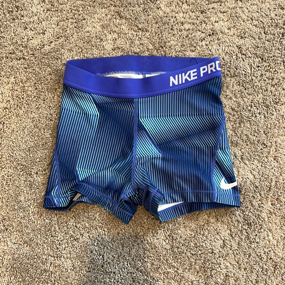 Women’s Dri-Fit NIKE PRO spandex